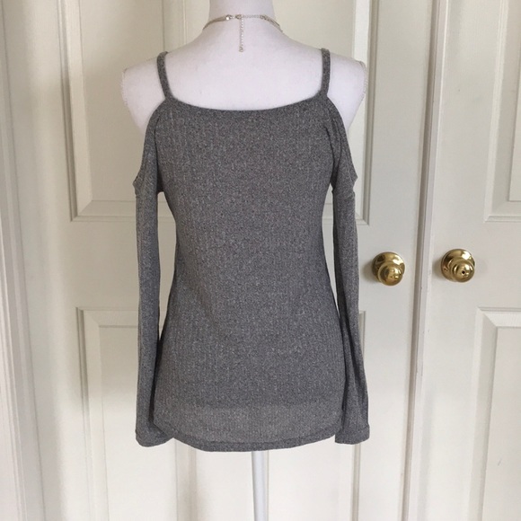 Charming Charlie Gray Cold Shoulder Top - Picture 3 of 4